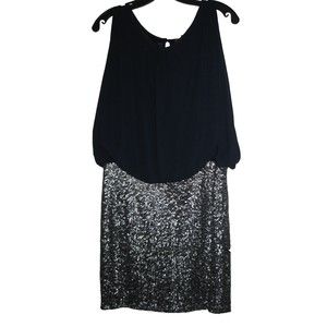 548 Women's Dress Navy Size Small Chiffon Sequin Bottom Short Sleeve Party Club